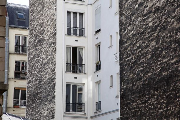 20-rue-demarquay-75010-paris-battistelli-architectes-ravalement-façade-cour-vue d'ensemble